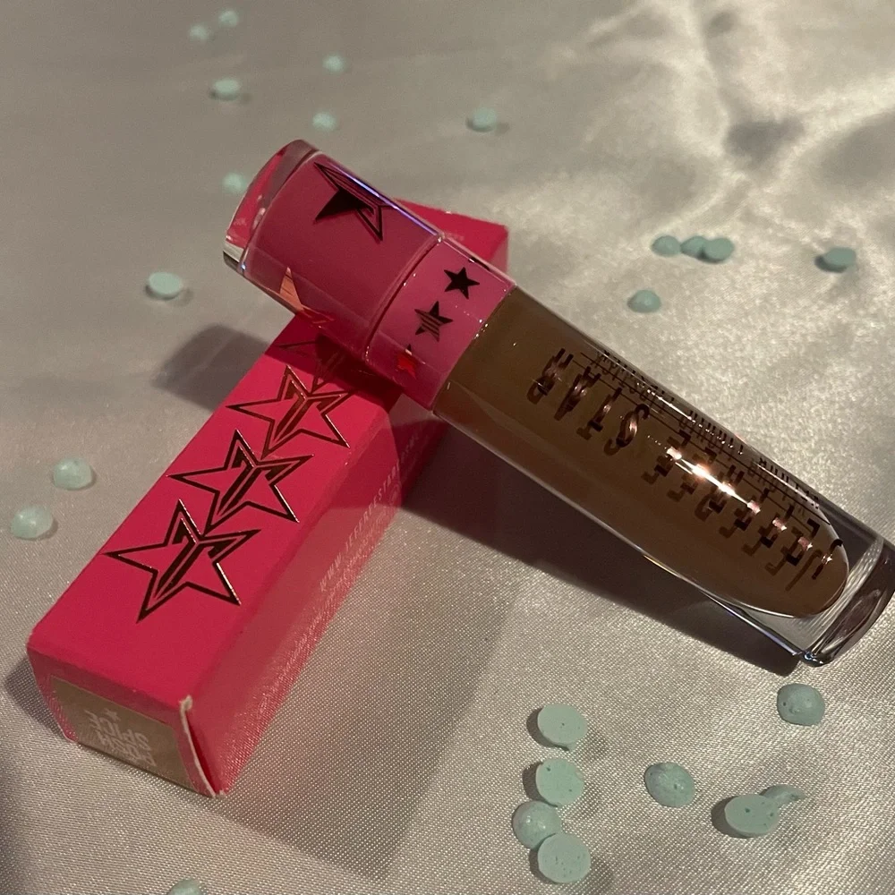 Jeffree Star Velour Liquid Lipstick - Posh Spice, NIB